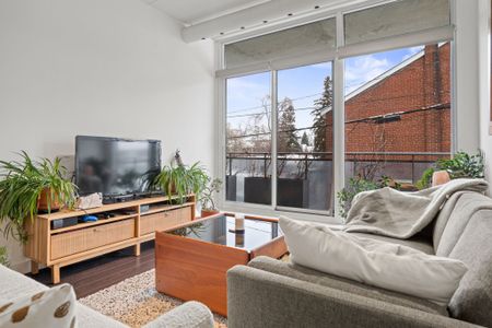 For Lease - 588 Annette Street Unit# 205, Toronto, Ontario - Photo 5