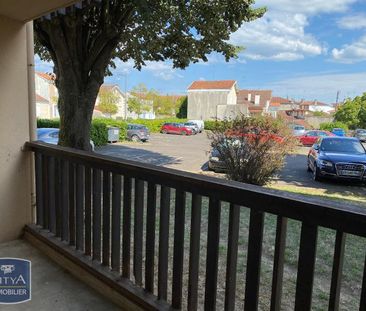 Location Appartement 2 pièces 51m² MONT DE MARSAN 40000 - Photo 5