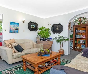 Family home is well established Ida Road - Photo 1