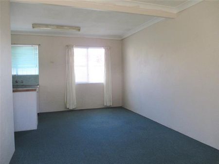 1 bedroom unit - Photo 2