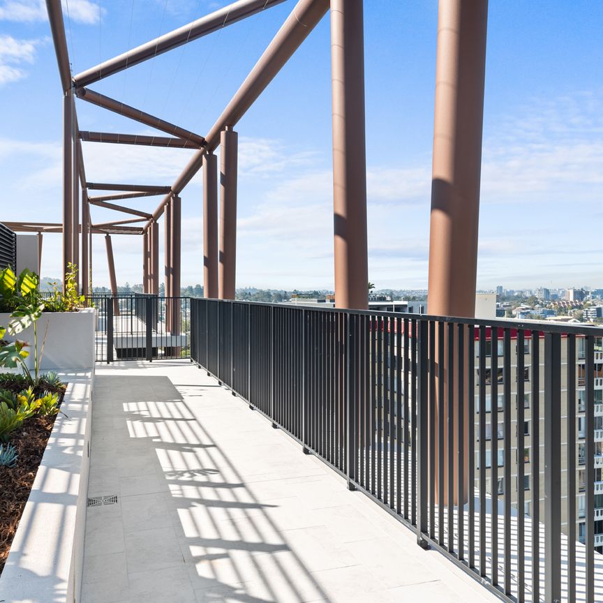 Relaxing river views at Indooroopilly’s Most Desirable New Lifestyle Address - Photo 1