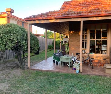 Oakleigh South - Photo 6