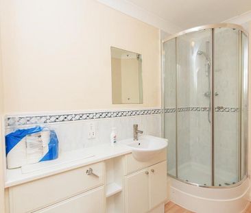 2 bedroom flat to rent - Photo 6