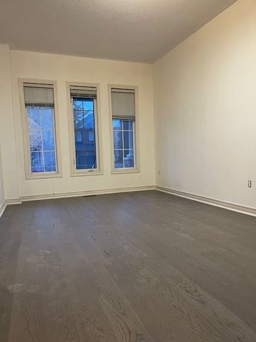 For Lease - 356 COACHWISH Trail Unit# (Main & Second Floor), Newmarket, Ontario - Photo 2