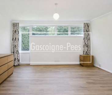 Boxgrove Avenue, Guildford GU1 - Photo 2