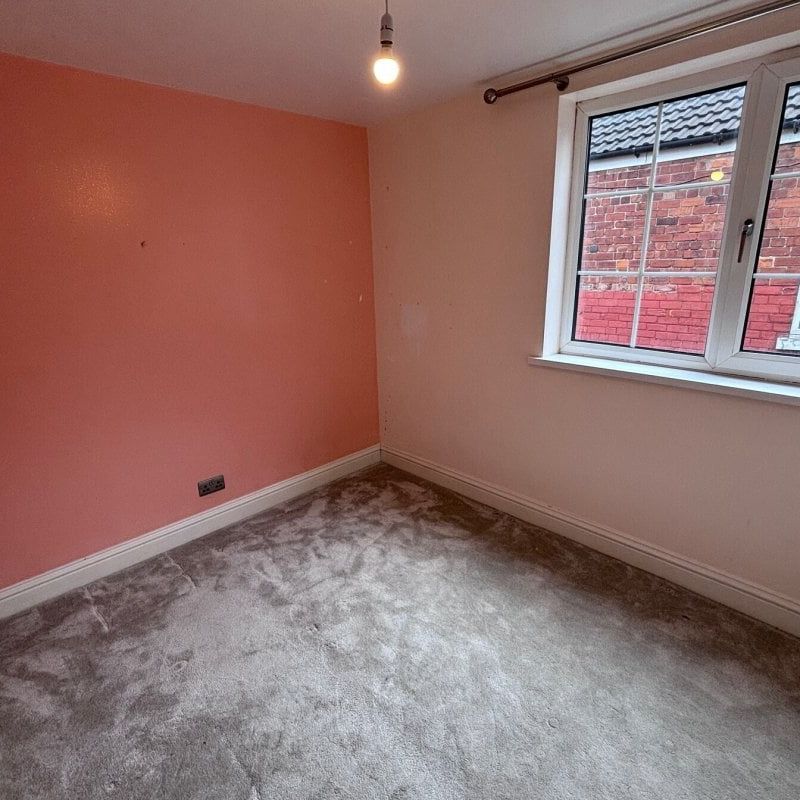 Alliance Avenue - Photo 1