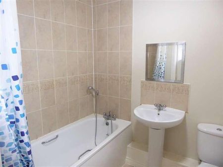 Blackburn Way, Hounslow, TW4 - Photo 4