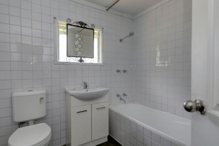 Available now - Photo 5