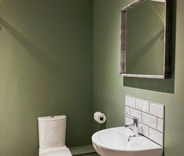 3 bedroom apartment to rent - Photo 4