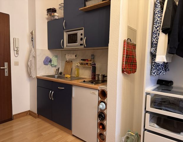 Stadtmitte, 1 Zimmer Appartement mit Pantryküche, Bett und Schrank möbliert incl. Strom - Foto 1