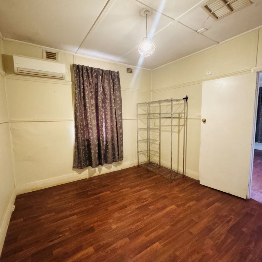 Spacious Family Living! - Photo 1