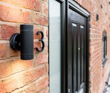 2 bedroom end of terrace house to rent - Photo 5