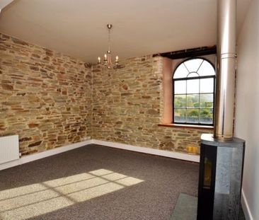 2 bedroom duplex to rent - Photo 1