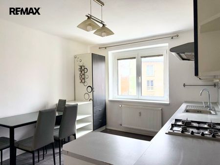 Pronájem bytu 2+1 v osobním vlastnictví 65 m², Horní Slavkov - Фото 4