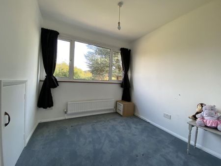 4 bedroom detached house to rent - Photo 5