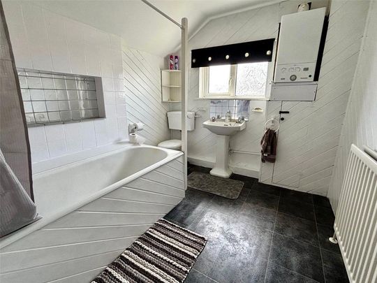 2 bedroom terraced house to rent - Photo 1