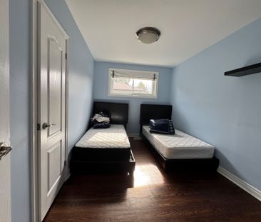 For Lease - 36 Johnson Road Unit# Main, Aurora, Ontario - Photo 4