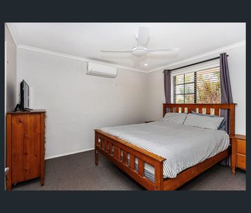 Modern Family Home - Photo 5