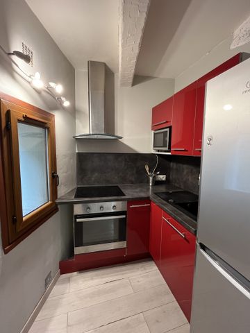 Location Appartement 2 pièces 46m² SOLLIES TOUCAS 83210 - Photo 4