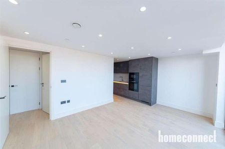 Colts Village Apartments, Barking Road, London, E6 - Photo 2