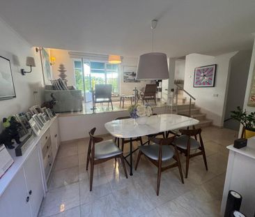 3 Bedroom Semi-detached house with parking, Monte Estoril, Cascais - Photo 6