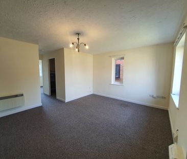 Woodford Court, Gloucester - Photo 1