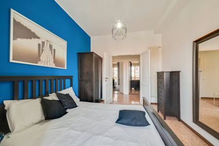 Via Melchiorre Gioia, Milan, Lombardy 20124 - Photo 4