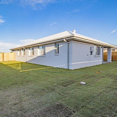 BRAND NEW HOME IN KAWUNGAN - Photo 2