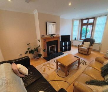 17 The Cloisters, Belfast, BT7 1GD - Photo 2