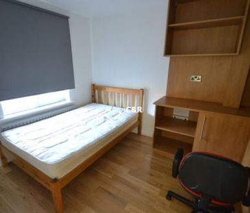 4 bedroom townhouse to rent - Photo 4