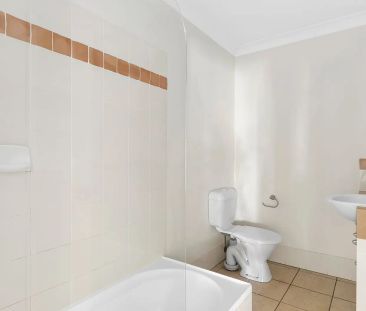 RENOVATED FAMILY HOME THAT TICKS ALL THE BOXES - Photo 5