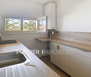 Location Appartement 2 pièces 45m² ANTIBES 06600 - Photo 2