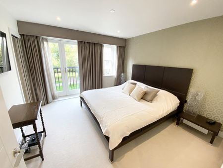 5 bedroom end of terrace house to rent - Photo 5