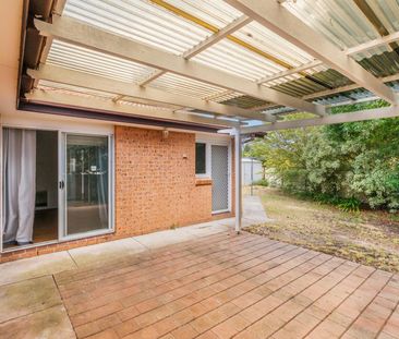 130 Julia Flynn Avenue, Isaacs ACT 2607 - House For Rent | Domain - Photo 3