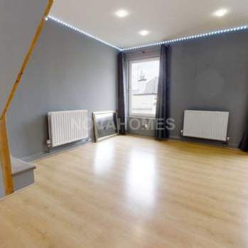 1 bedroom property to rent in Plymouth - Photo 1