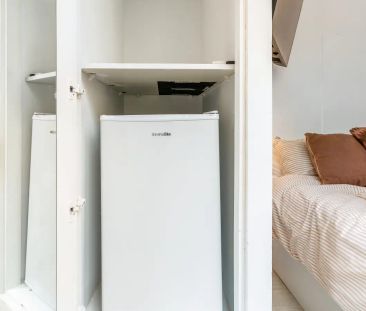 Room in a shared 5-bedroom apartment for rent in El Gòtic, no domiciliation allowed. - Foto 5