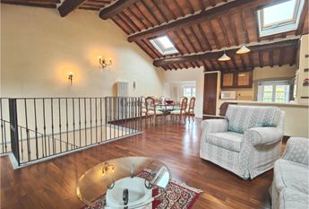 Elegante appartamento rustico in casa colonica