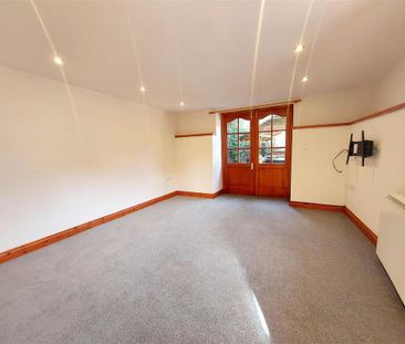 3 bedroom cottage to rent - Photo 1