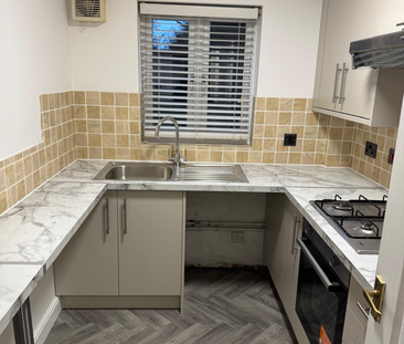 Lovely two bedroom cluster in highly south after area of Bushmead - Photo 1