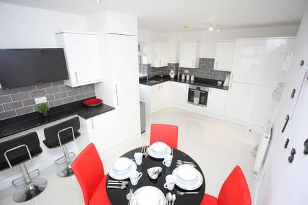 1 bedroom in a house share to rent - Photo 5
