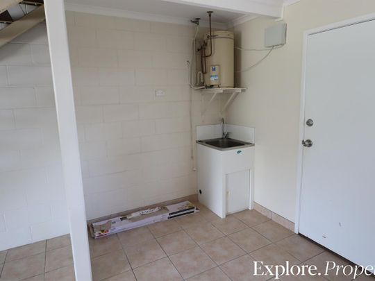 1 Bedroom Unit in Convenient Location - Photo 1