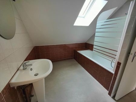 Location Appartement 4 pièces 74m² BRETIGNY SUR ORGE 91220 - Photo 5