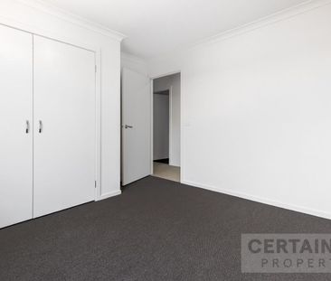 Stylish Brand New Family Home in Winter Valley - Photo 4