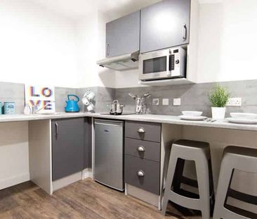 Classic - 1 Bed Flat - Photo 6