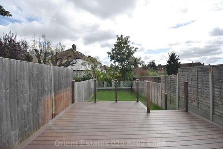 Rundell Crescent, London, NW4 - Photo 2