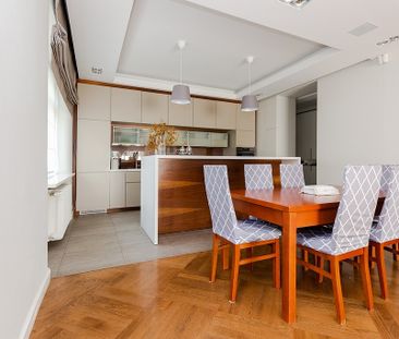 Warszawa, Śródmieście, Parkowa – zdjęcie 5