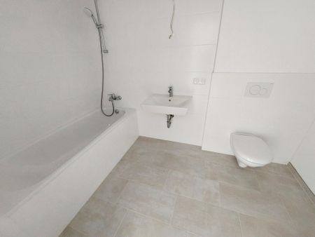 ** AB MITTE JÄNNER- geförderte 2-Zimmer Wohnung mit Balkon inkl. Tiefgaragenplatz in Familien-Wohnanlage ** - Photo 4