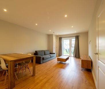 Stunning one bedroom furnished apartment to rent in Waterloo Wharf - Photo 6