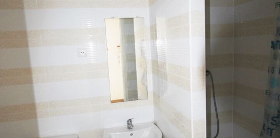 Location Appartement 1 pièce 16m² LILLE 59000 - Photo 2