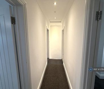 5 bedroom semi-detached house to rent - Photo 6